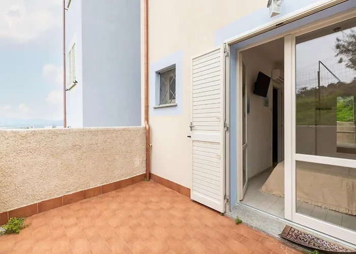 Private Swimming Pool And Private Garden Appartement *