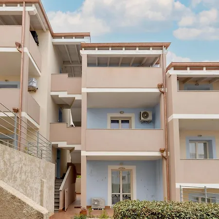 Appartement Private Swimming Pool And Private Garden Badesi